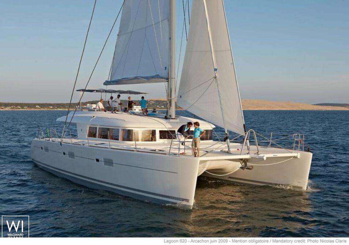 Lagoon 620 Lagoon Catamaran Exterior 13