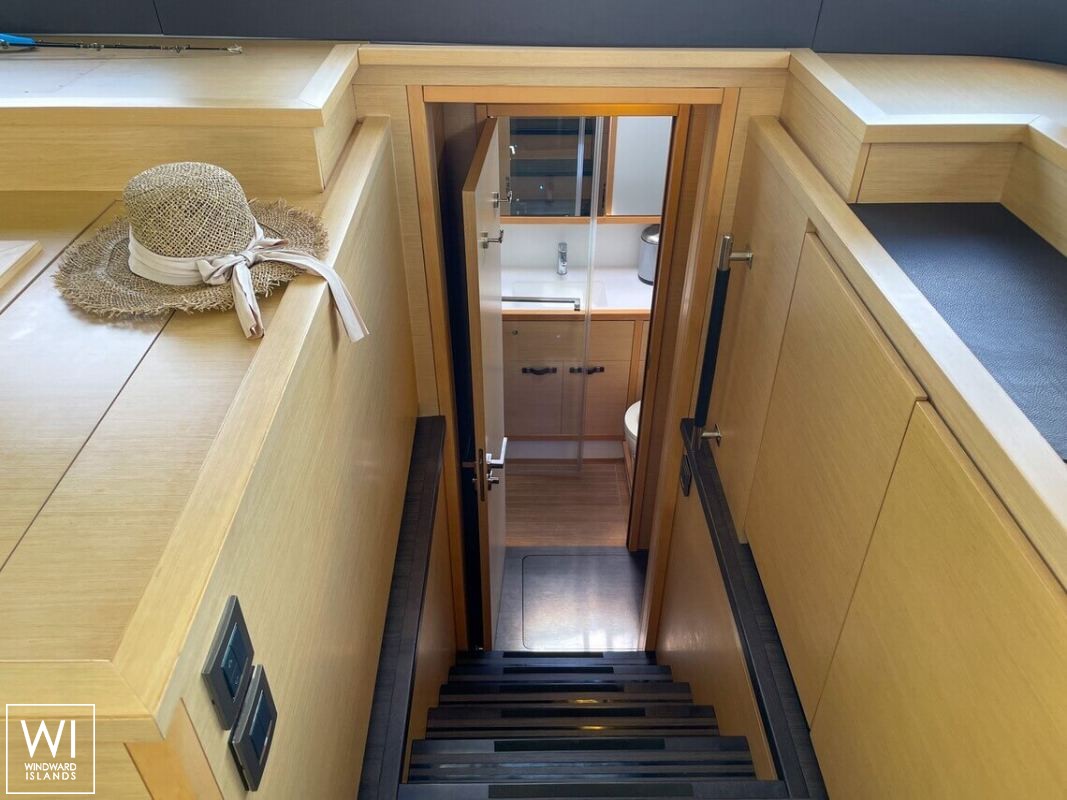 Six Degrees  Lagoon Catamaran Lagoon 620 Interior 21