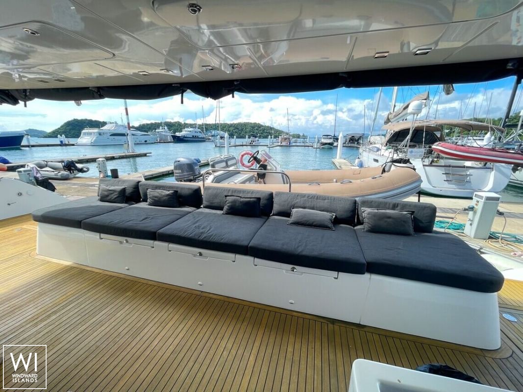 Six Degrees  Lagoon Catamaran Lagoon 620 Exterior 4