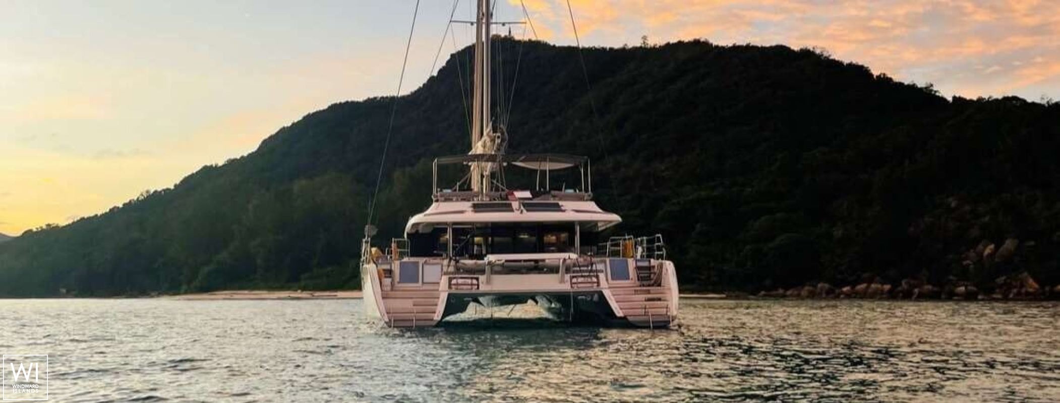 Reve2Mer  Lagoon Catamaran Lagoon 620 Exterior 3