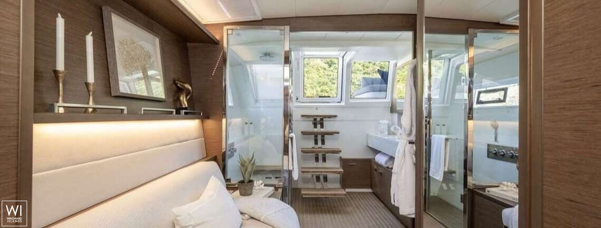 DRAGONFLY  Lagoon Catamaran Lagoon 620 Interior 17