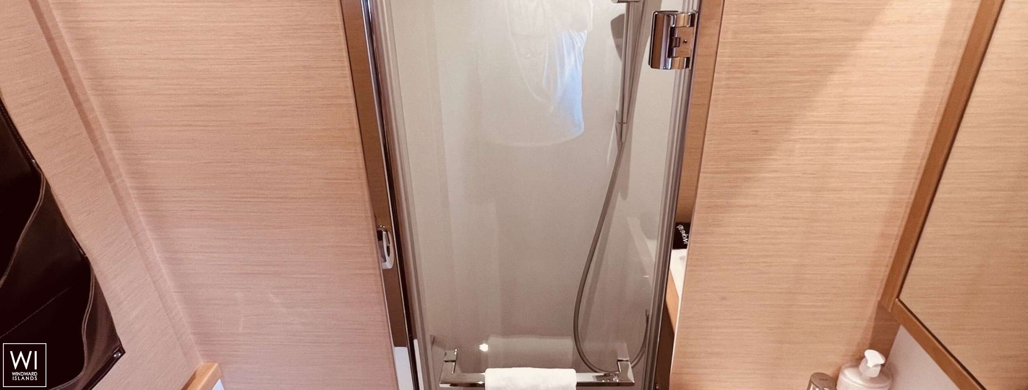 BAGHEERA  Lagoon Catamaran Lagoon 620 Interior 21