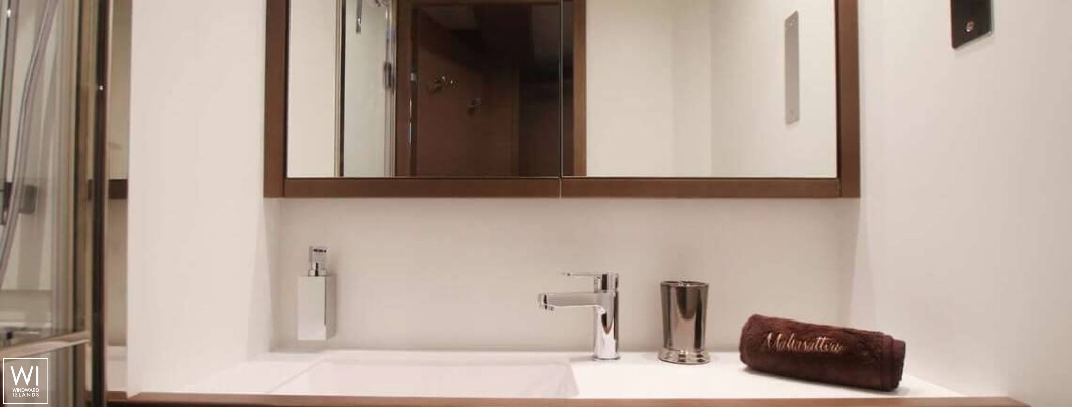 MAHASATTVA  Lagoon Catamaran Lagoon 620 Interior 3