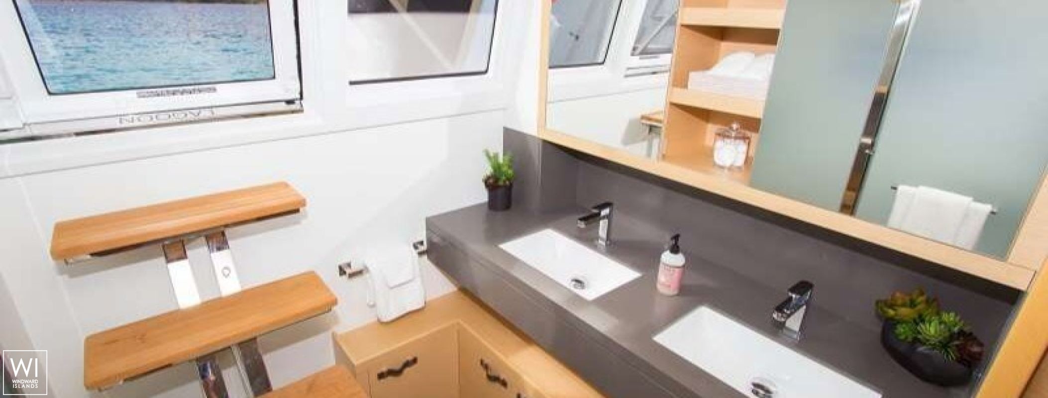 LE REVE  Lagoon Catamaran Lagoon 620 Interior 1