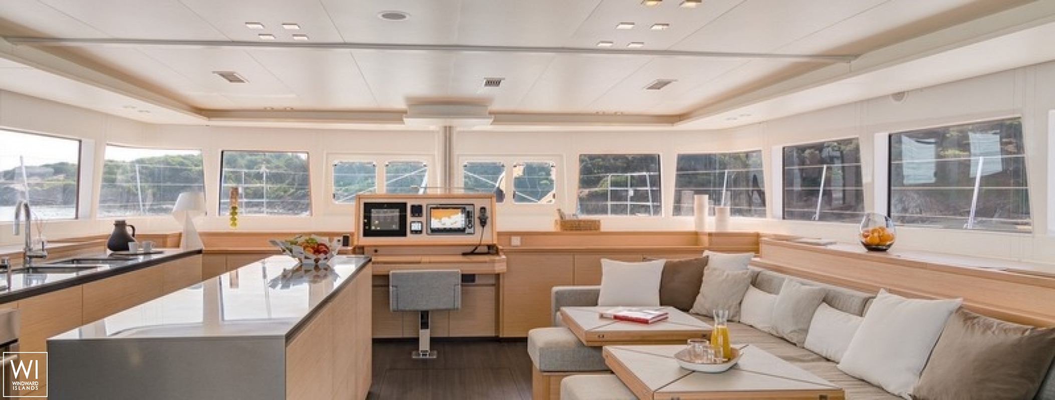 TIGER LILY   Lagoon Catamaran Lagoon 620 Interior 8