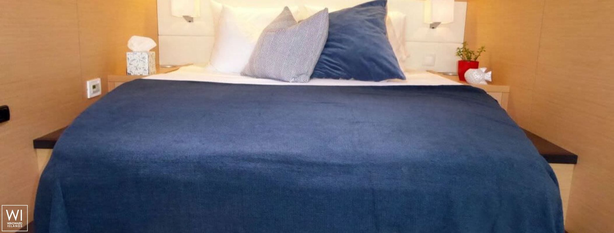 TIGER LILY   Lagoon Catamaran Lagoon 620 Interior 9