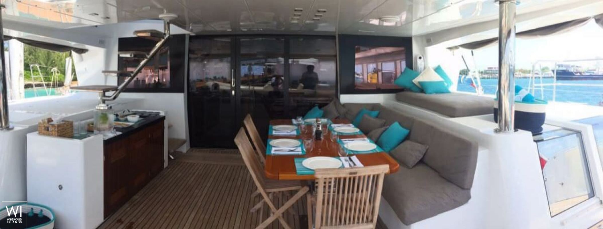 TIGER LILY   Lagoon Catamaran Lagoon 620 Exterior 4