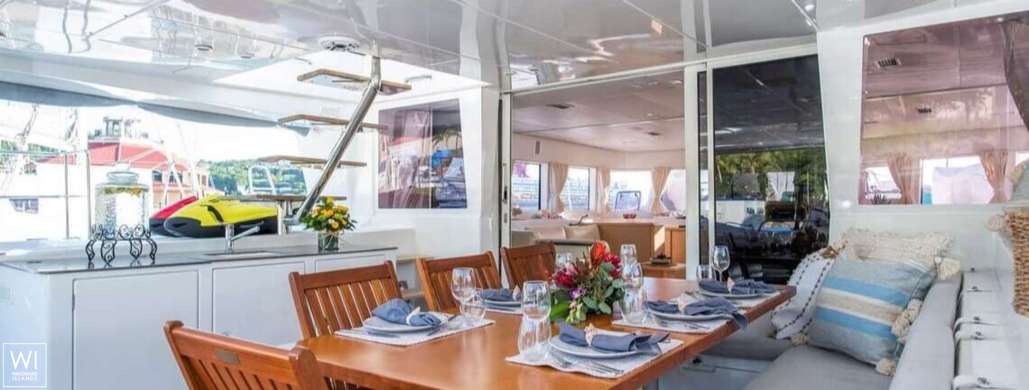 Sip Sip  Lagoon Catamaran Lagoon 620 Exterior 1