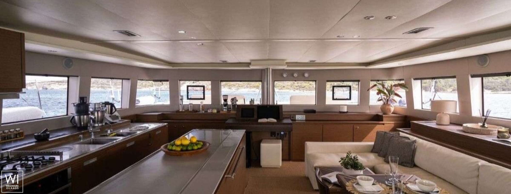 Valium 62  Lagoon Catamaran Lagoon 620 Interior 12