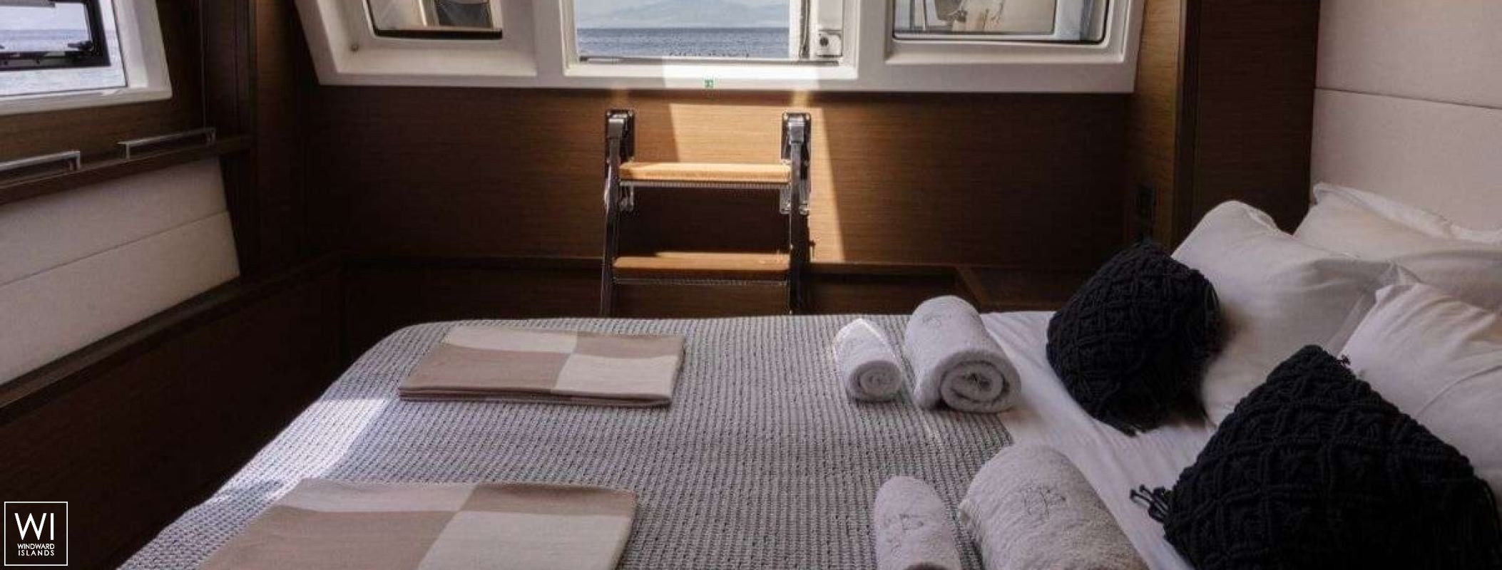 Valium 62  Lagoon Catamaran Lagoon 620 Interior 14