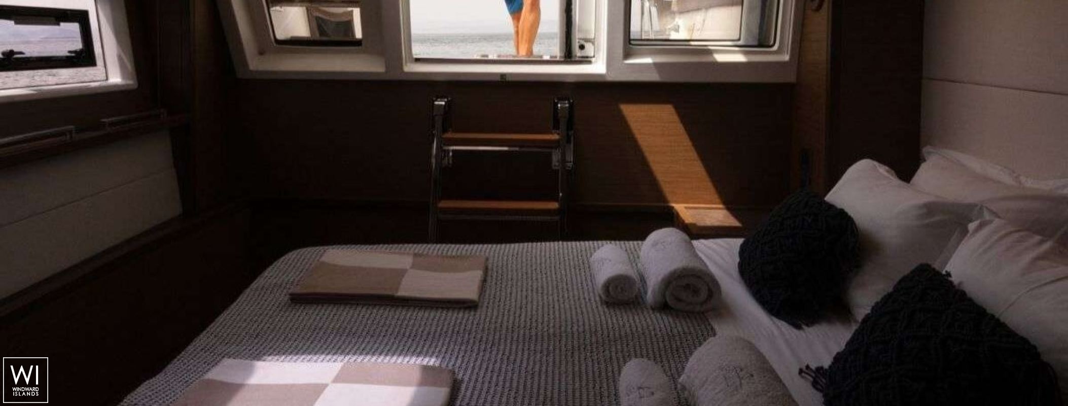 Valium 62  Lagoon Catamaran Lagoon 620 Interior 15