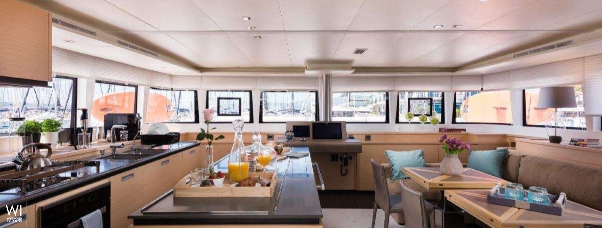 OPAL   Lagoon Catamaran Lagoon 620 Interior 10