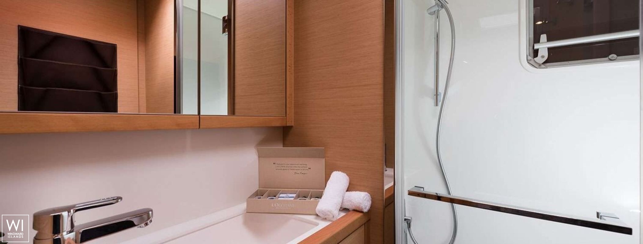 OPAL   Lagoon Catamaran Lagoon 620 Interior 1