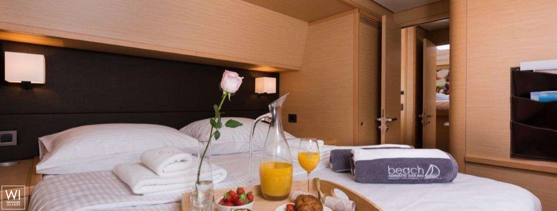 OPAL   Lagoon Catamaran Lagoon 620 Interior 1