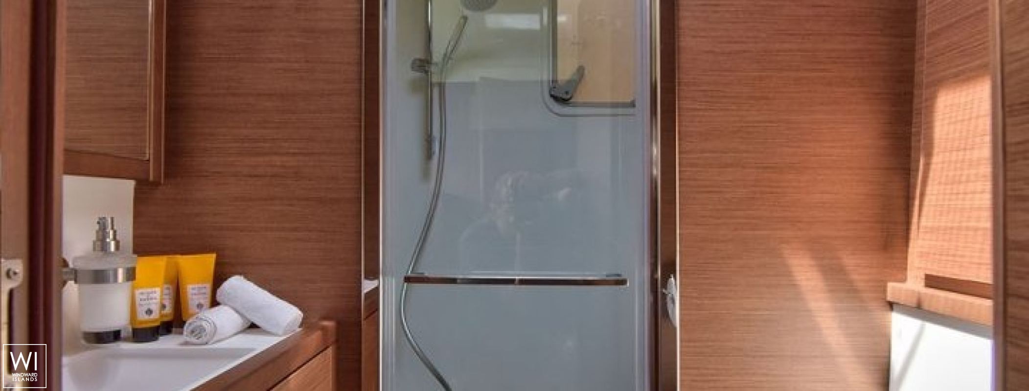 Adriatic Tiger  Lagoon Catamaran Lagoon 620 Interior 19