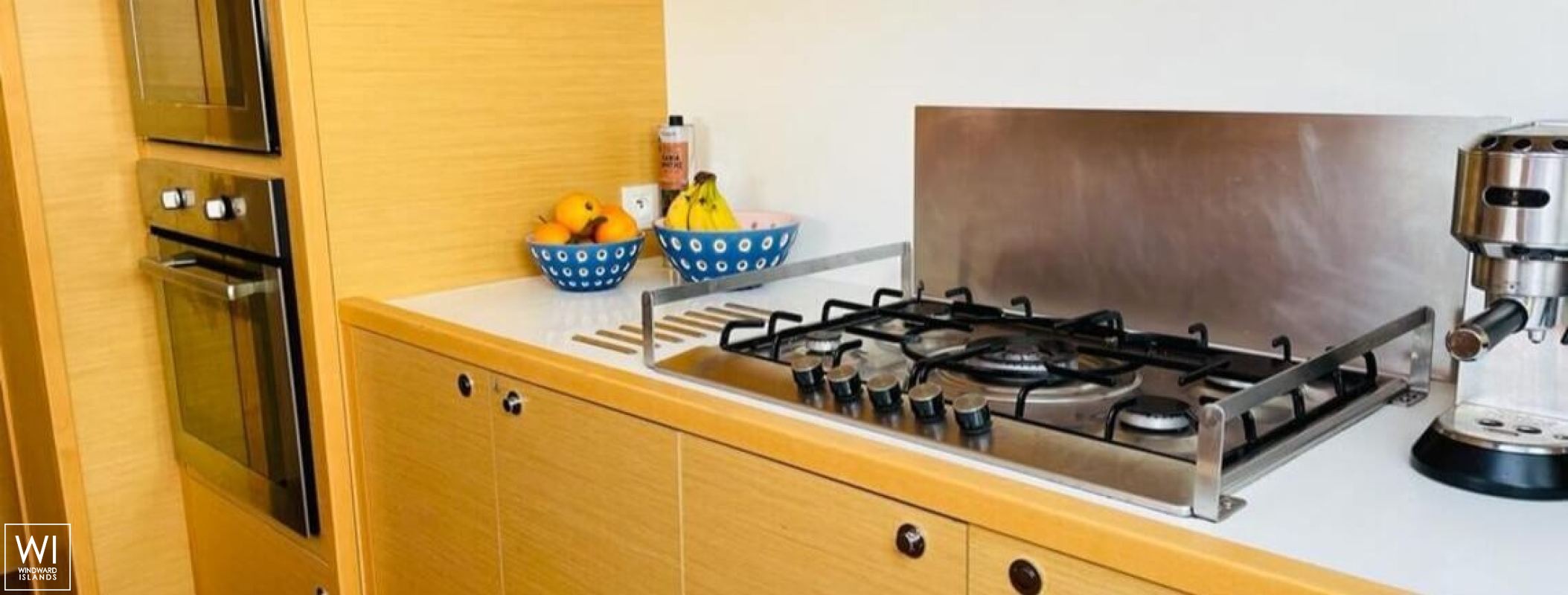 Blue Griffin  Lagoon Catamaran Lagoon 620 Interior 24