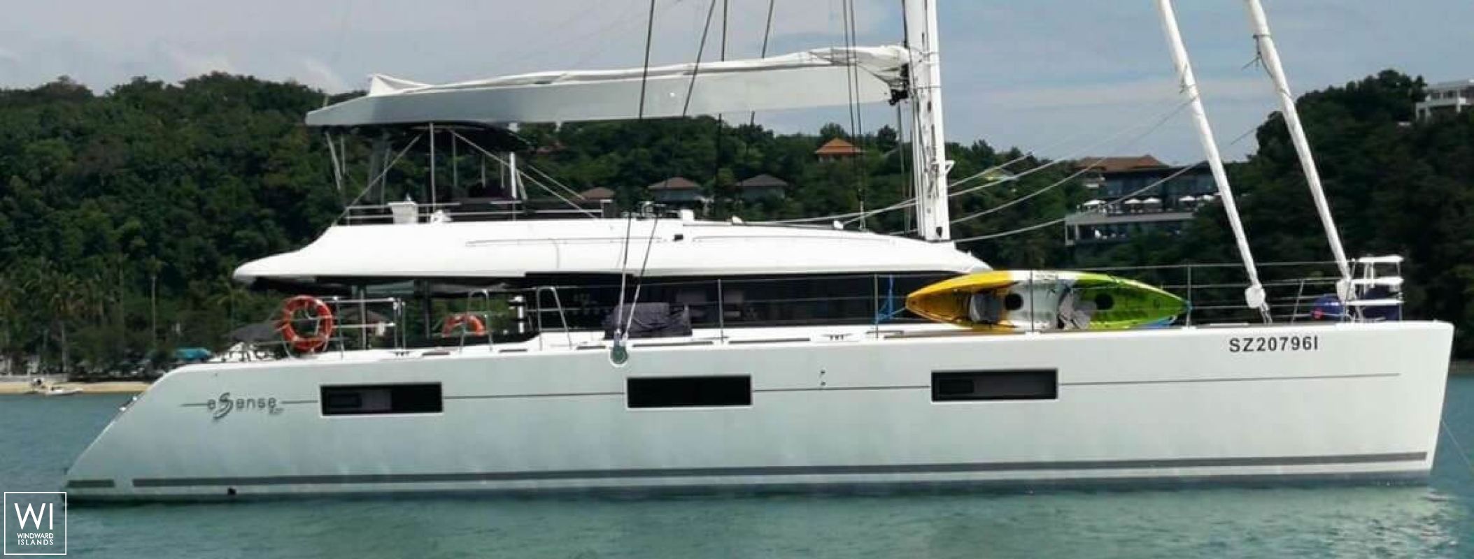 Six Degrees  Lagoon Catamaran Lagoon 620 Exterior 3