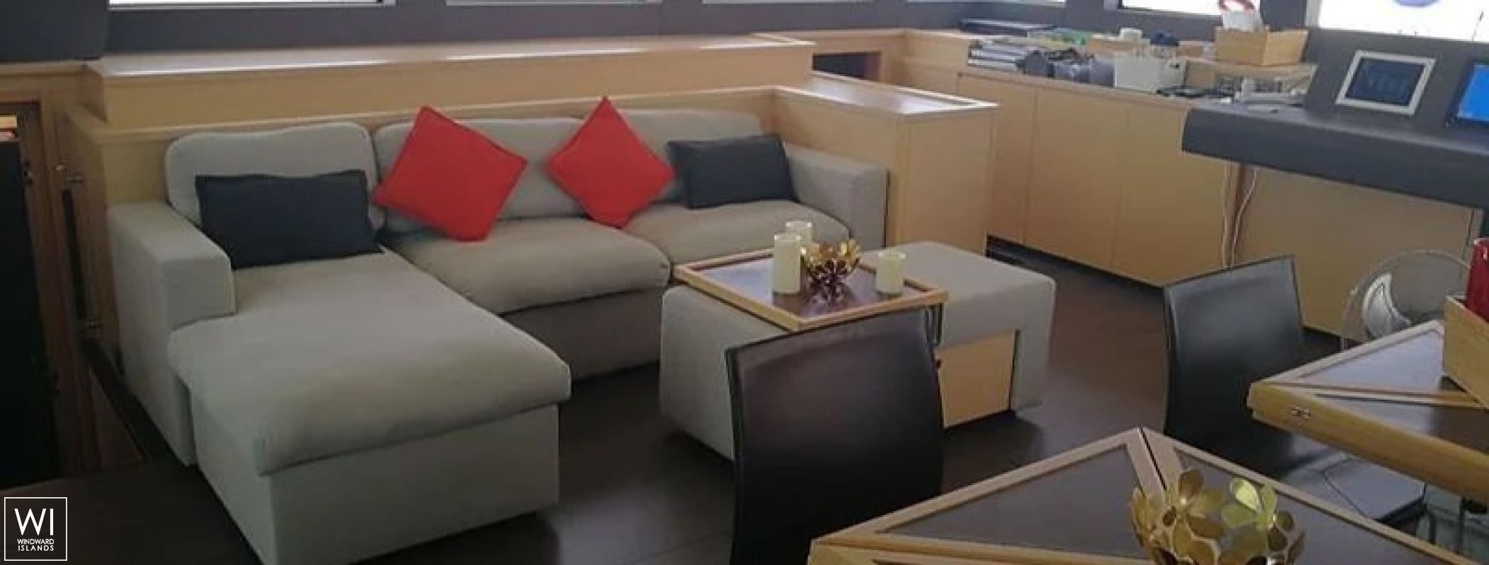 Six Degrees  Lagoon Catamaran Lagoon 620 Interior 27