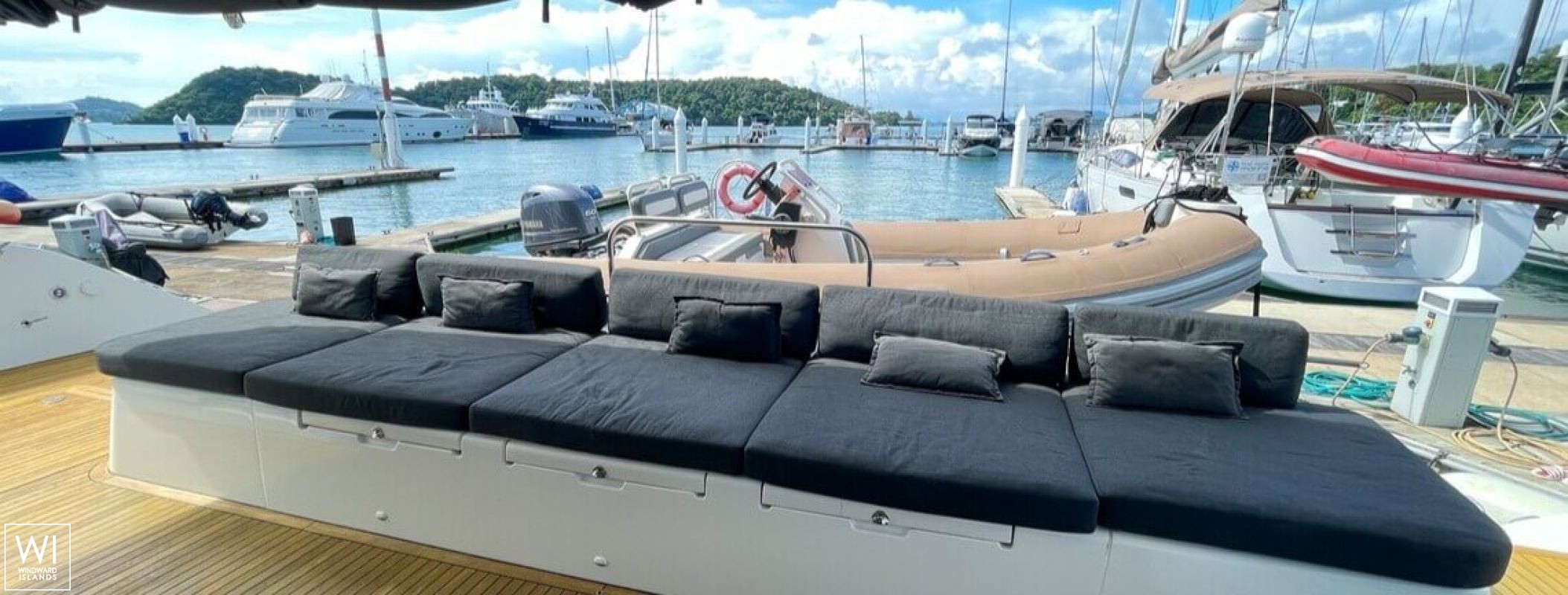 Six Degrees  Lagoon Catamaran Lagoon 620 Exterior 16