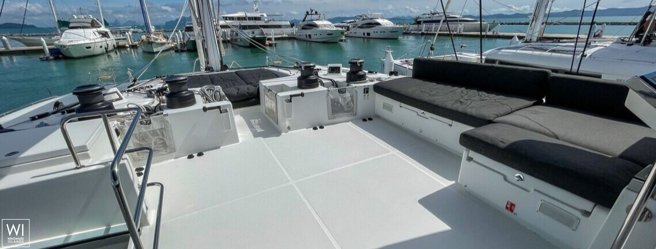 Six Degrees  Lagoon Catamaran Lagoon 620 Exterior 19