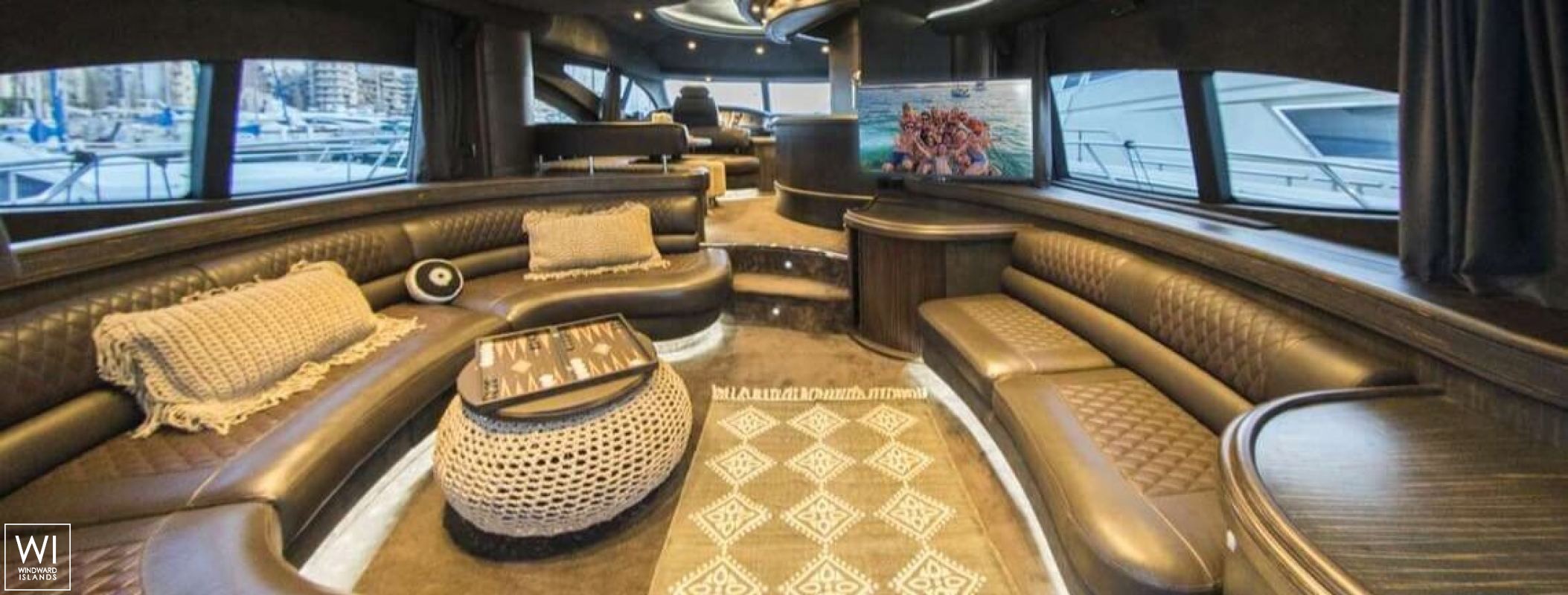 Medusa  Azimut Yachts Open 68S Interior 9