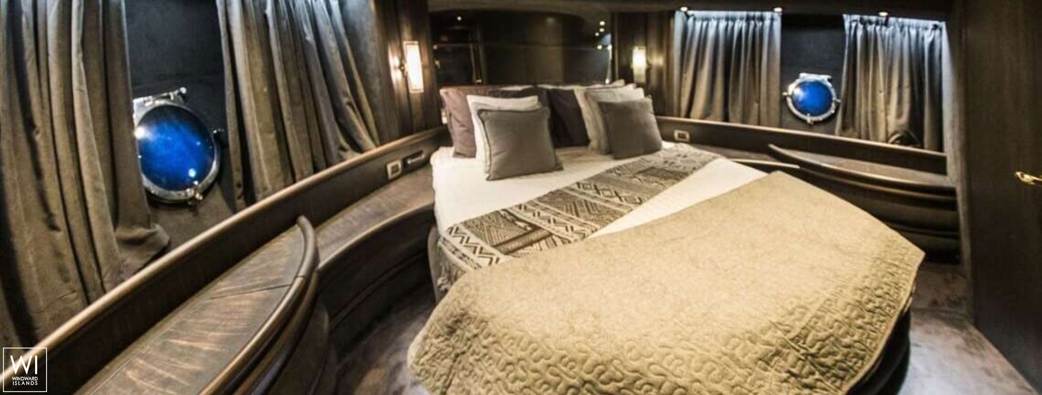 Medusa  Azimut Yachts Open 68S Interior 13