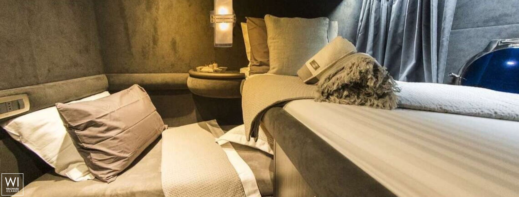 Medusa  Azimut Yachts Open 68S Interior 15