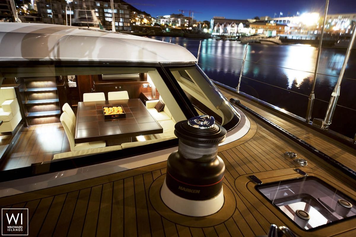 Farandwide  Southern Wind Sloop 100' Interior 9