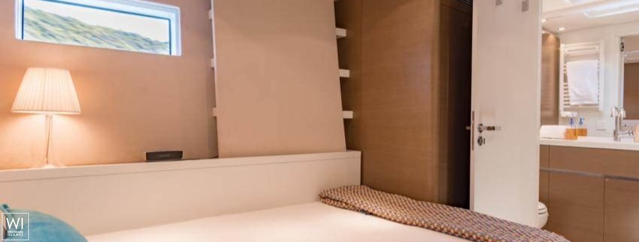 Neyina  CNB Sloop 76' Interior 14