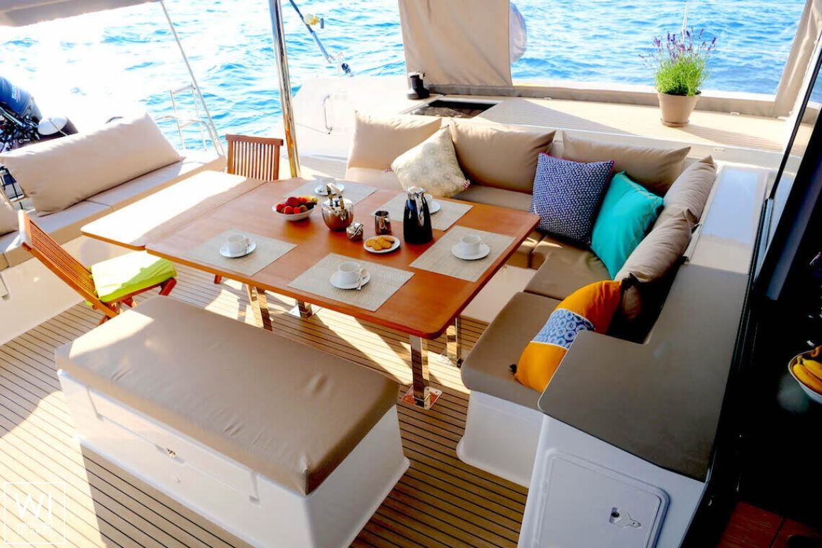 MeHo  Fountaine Pajot Saba 50 Exterior 22