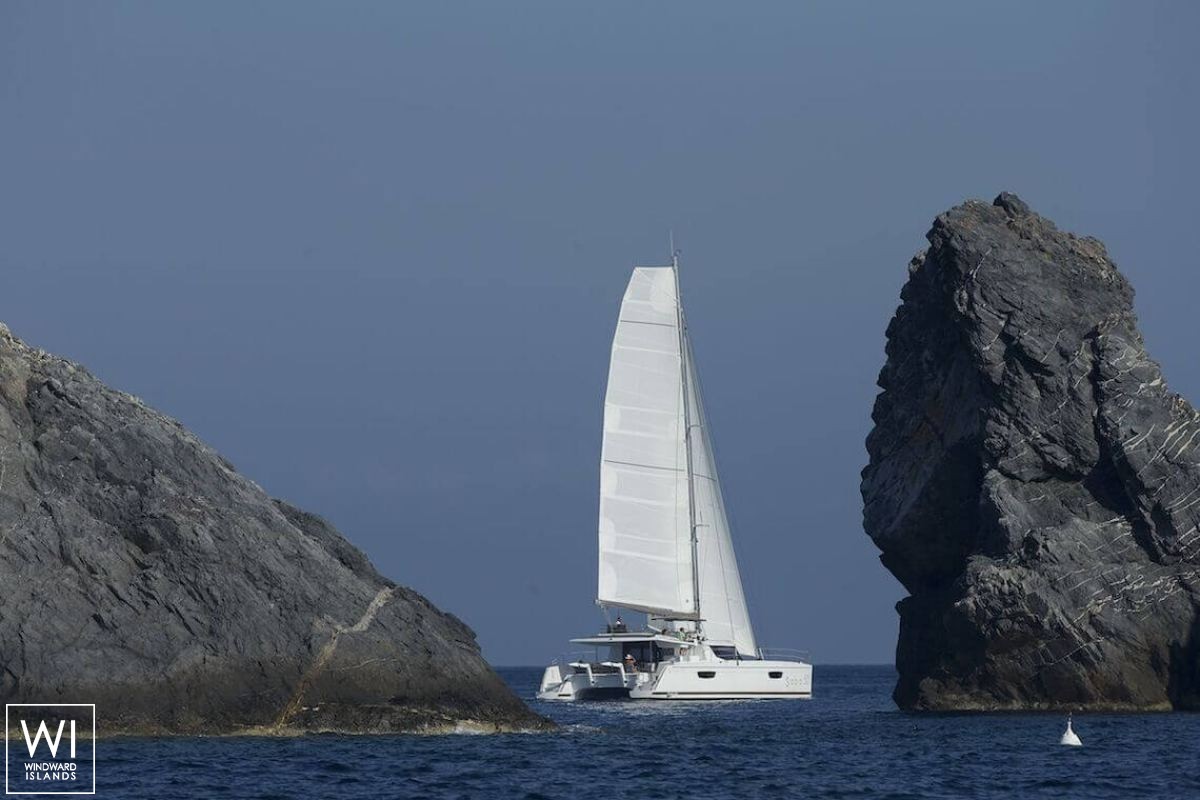 MeHo  Fountaine Pajot Saba 50 Exterior 14