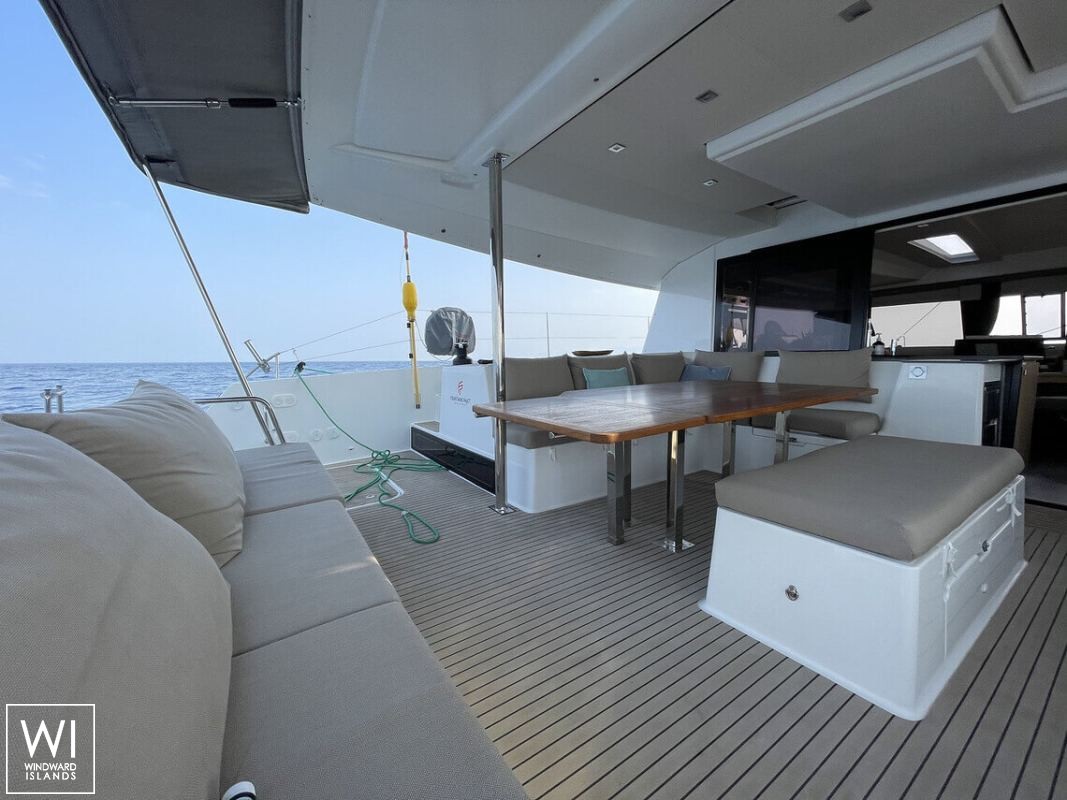 MeHo  Fountaine Pajot Saba 50 Exterior 19