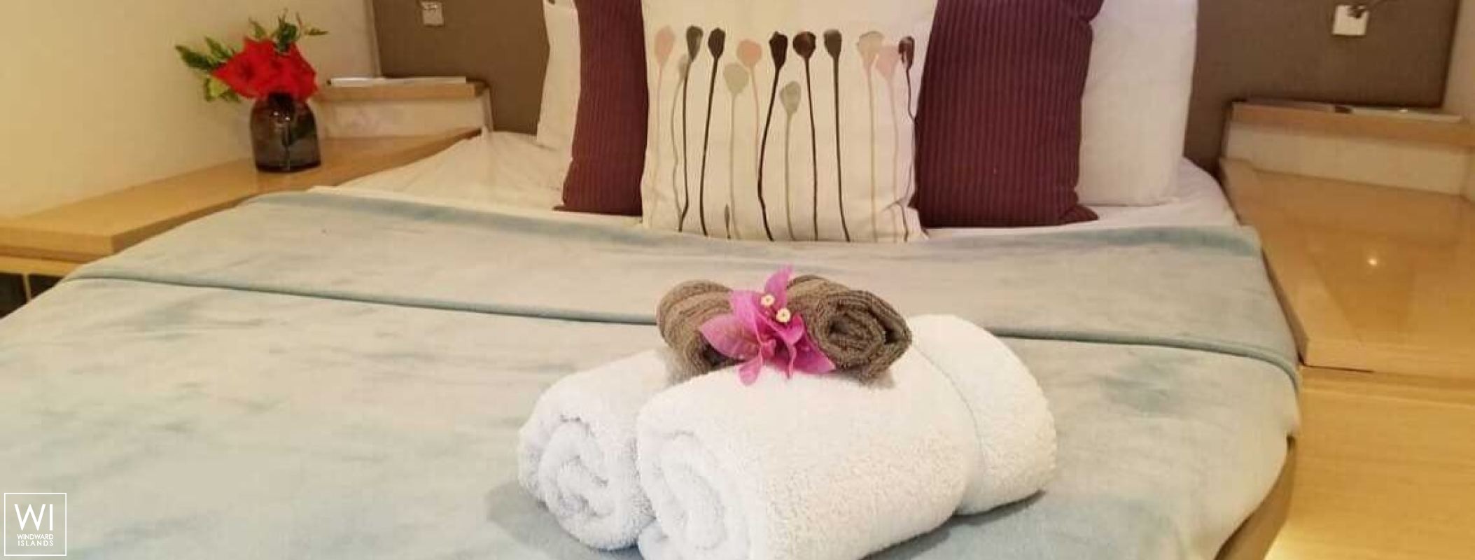 NOWHERE  Fountaine Pajot Saba 50 Interior 6