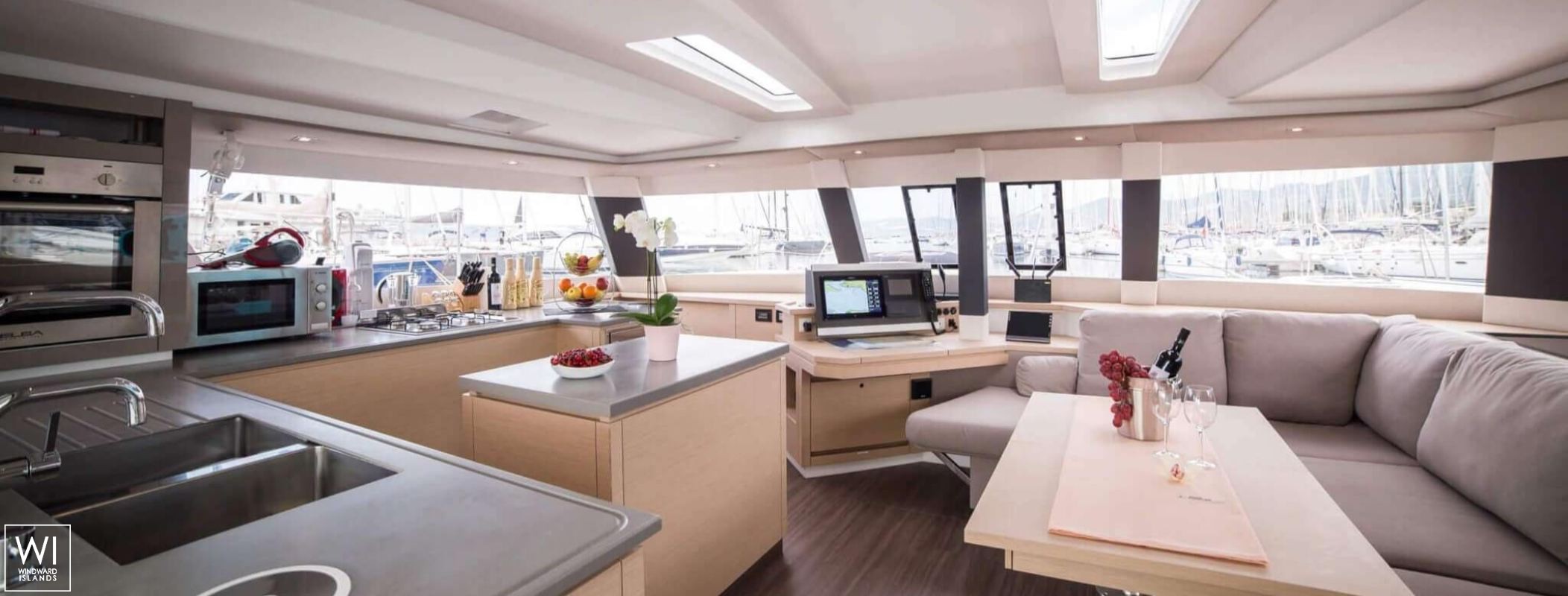 Princess Aphrodite  Fountaine Pajot Saba 50 Interior 21