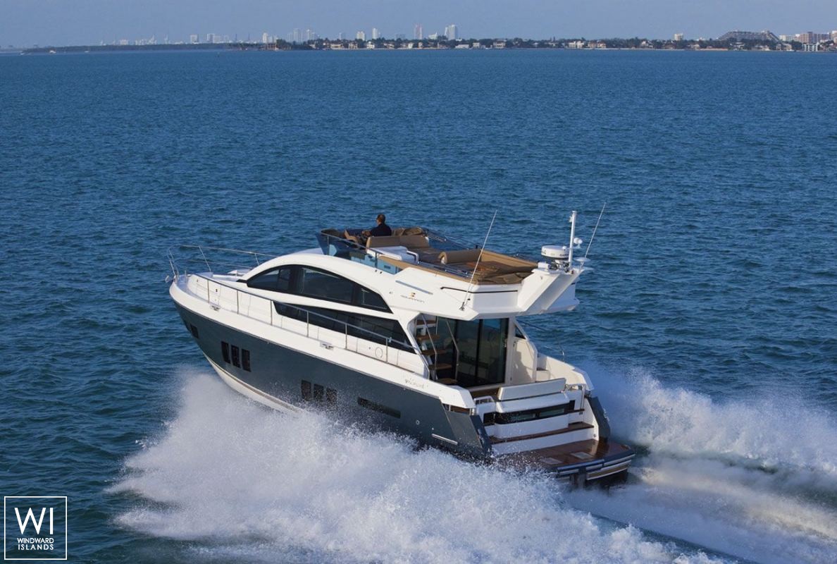 Get lucky  Fairline Squadron 50 Exterior 2