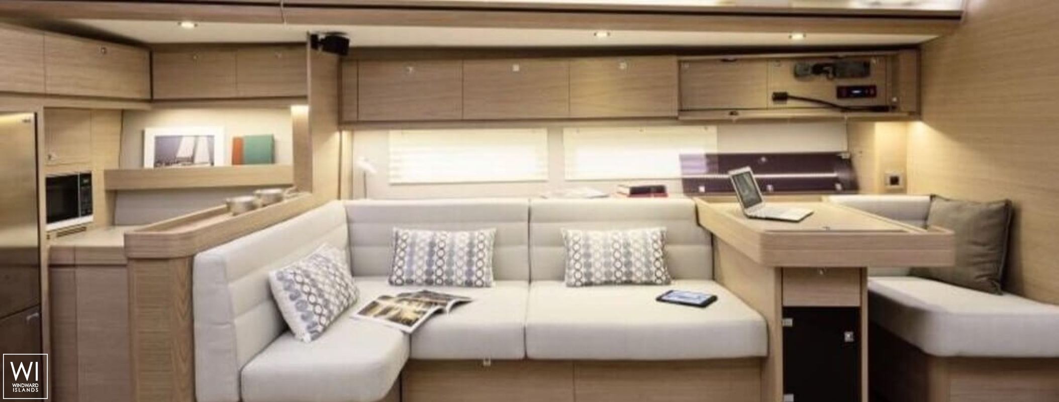 DRUNKEN SAILOR (ex MIMOSA) Dufour Yachts Dufour 560 Interior 12