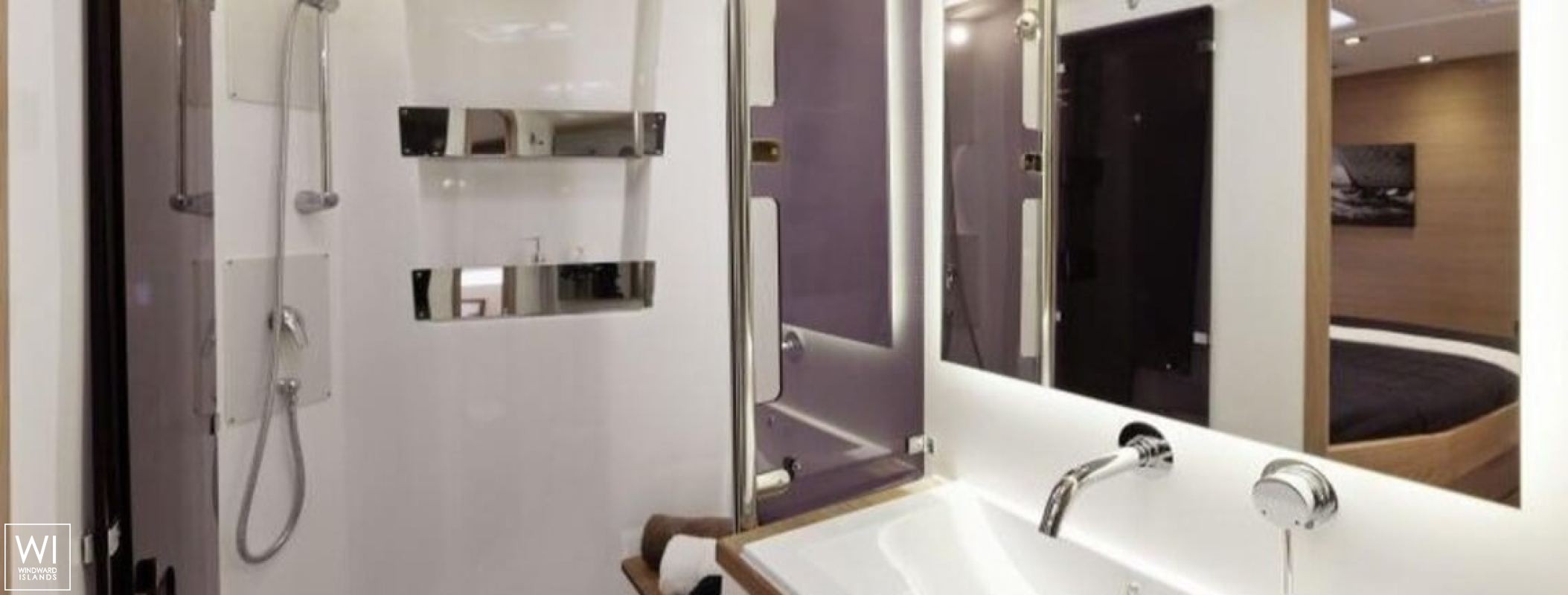 DRUNKEN SAILOR (ex MIMOSA) Dufour Yachts Dufour 560 Interior 15