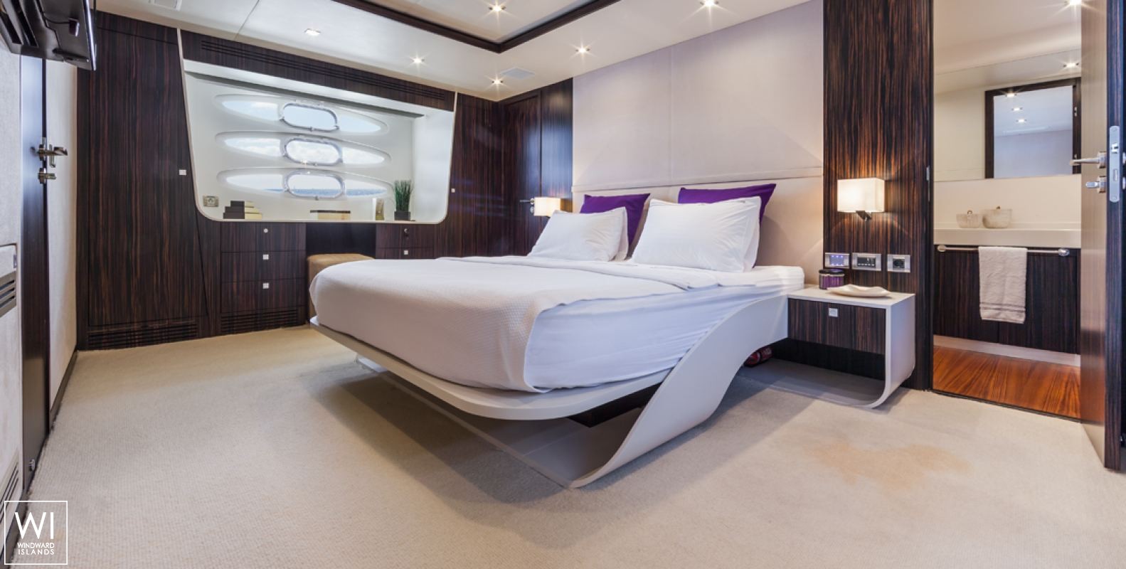 Numarine 78 Fly  Numarine Yachts Fly 78 Interior 2