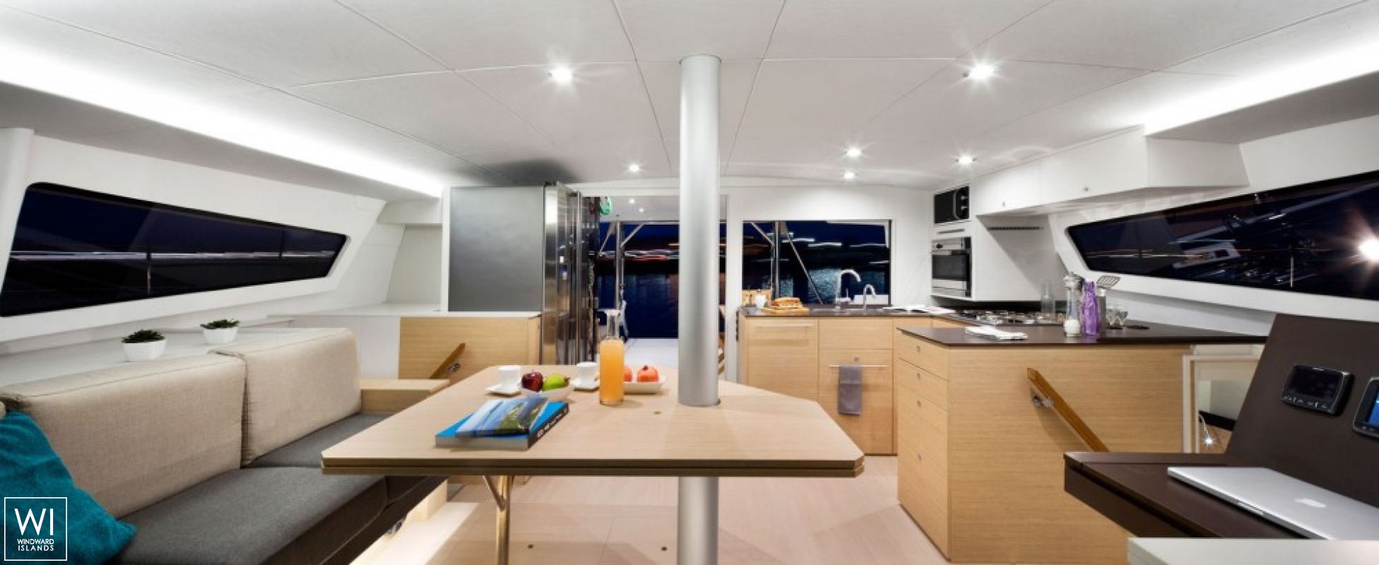 Bali 4.5 Catana Catamaran Interior 3