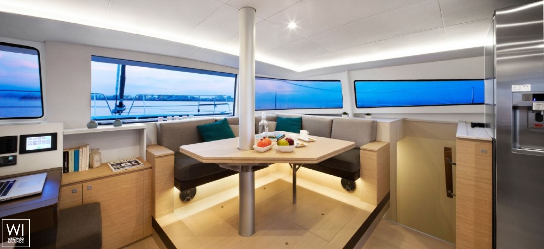 Bali 4.5 Catana Catamaran Interior 2