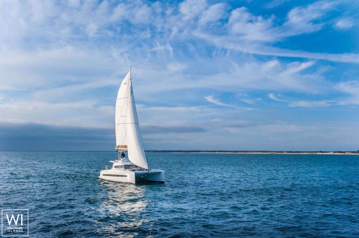 Bali 4.3 Catana Catamaran Exterior 5