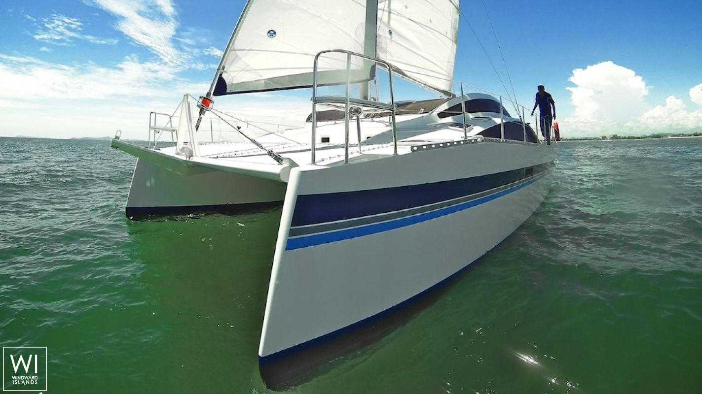 Islands Spirit 38 Islands Spirit Catamaran Exterior 3