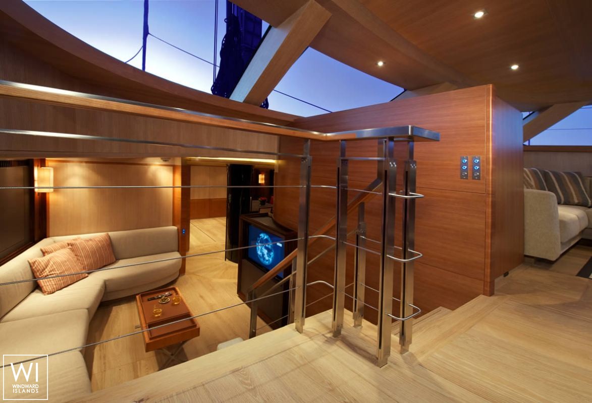 Sharlou (ex Sarissa) Vitters Sloop 42M Interior 3