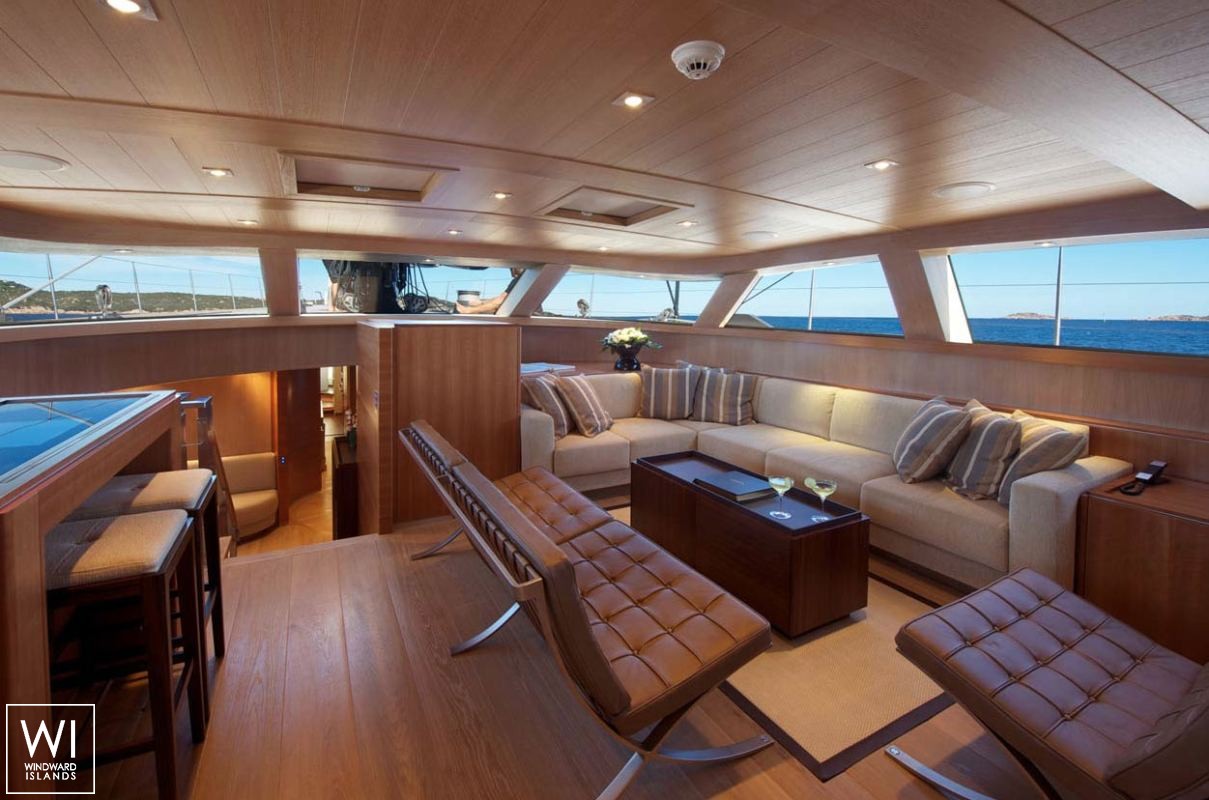 Sharlou (ex Sarissa) Vitters Sloop 42M Interior 1