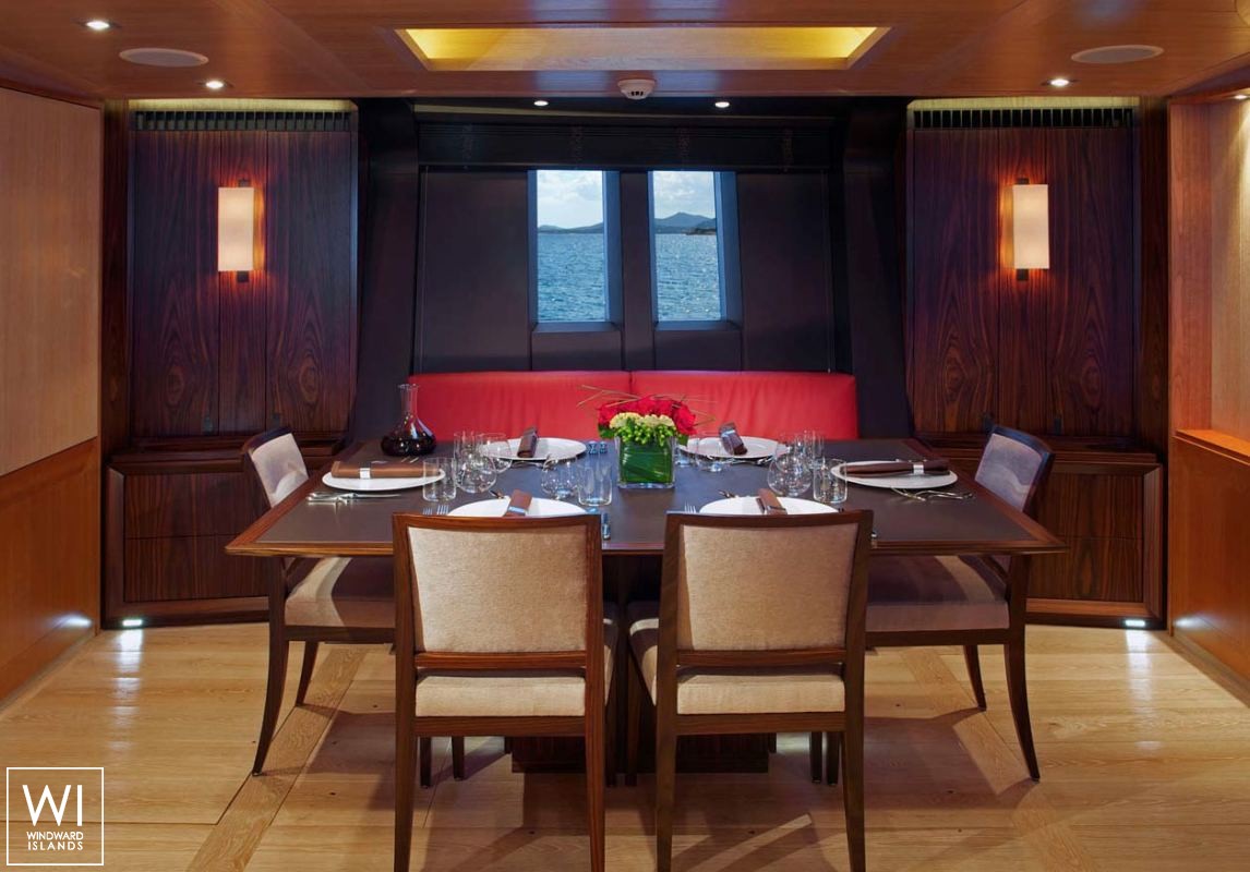 Sharlou (ex Sarissa) Vitters Sloop 42M Interior 4