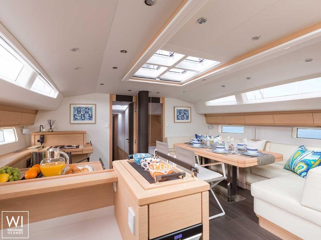 Nada III  Jeanneau Jeanneau 64 Interior 1