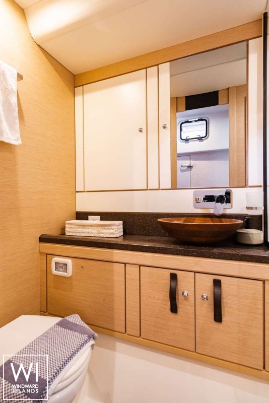 LIFE TIME  Jeanneau Jeanneau 64 Interior 23