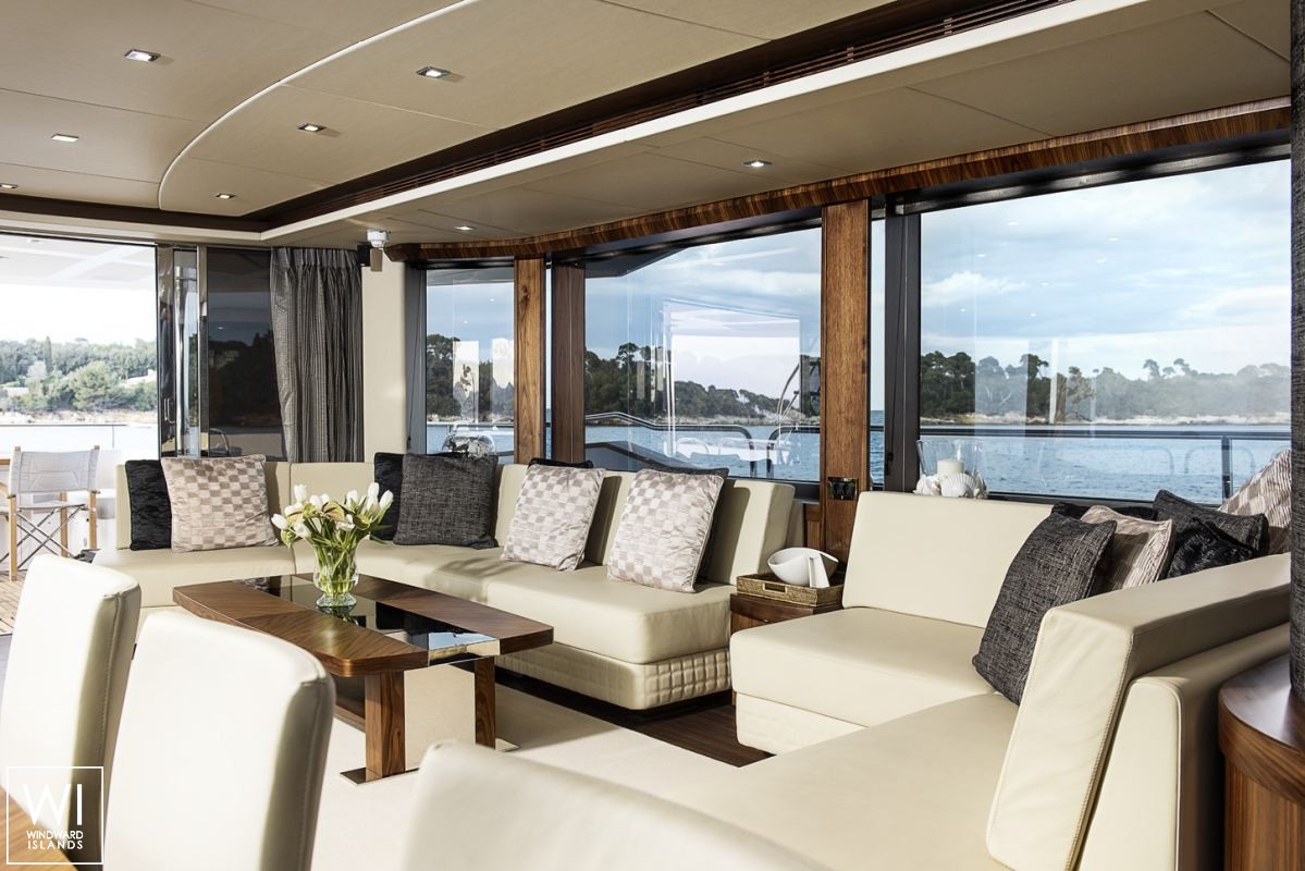 THE NAKOA  Sunseeker Yacht 28M Interior 1