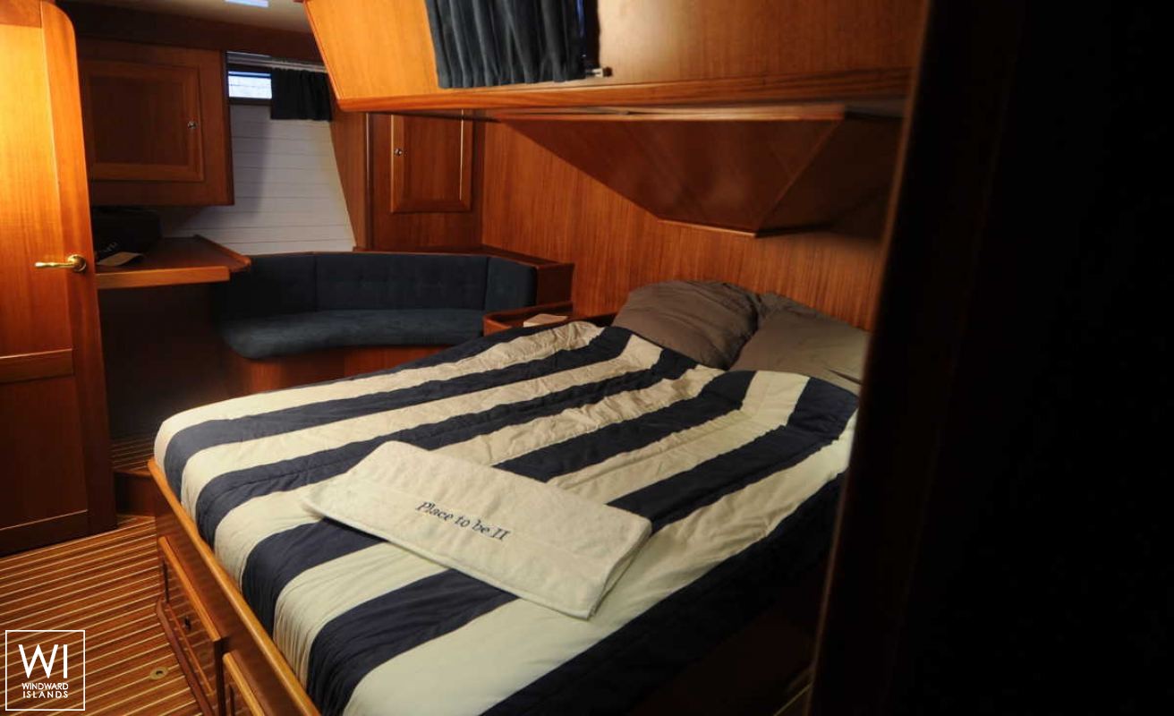 Sloop 21M  Interior 2