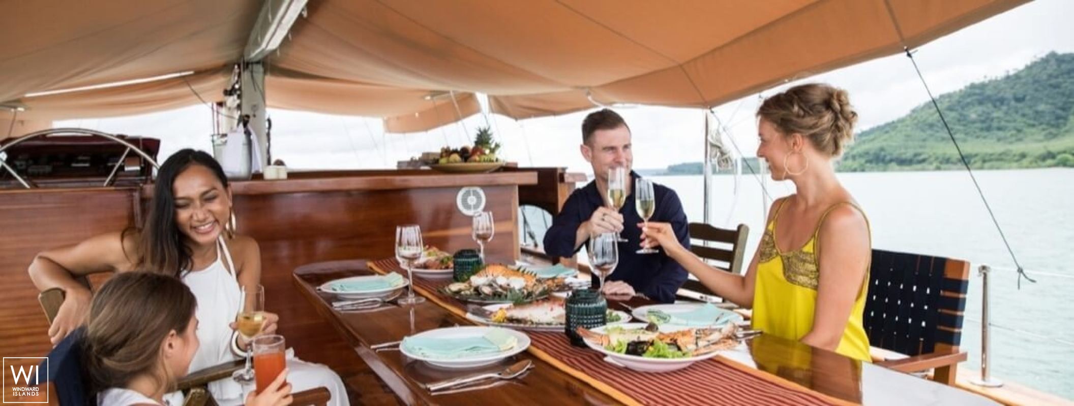 THE BLUE   Schooner 28M Exterior 12